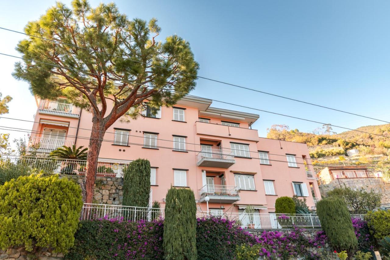 116 - Casa Colorata Vista Mare, 500M Dalla Spiaggia - Parcheggio Privato Gratis Incluso Ospedaletti Exterior foto